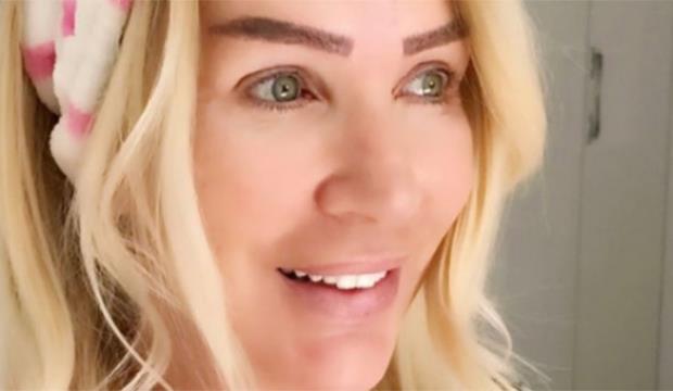 * Alamay sevmem, yanmda alamasndan da holanmam ama alarm... Hakszla dayanamam.    * Unutamadm, kalbime gmdm kimse yok. Benim bitirdiim kimse de aklm kalmaz.    * Erkein fizii nemli deil, ben onu dzeltirim. Az salna ve die ok nem veririm. Mmknse sigara da imesin. Kl tablas gibi!