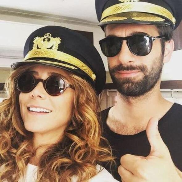 Dizi getiimiz yl final yapt. Ksa bir sre sonra Burin Terziolu ile lker Kaleli 3,5 yllk ilikilerini noktaladklarn duyurdu.