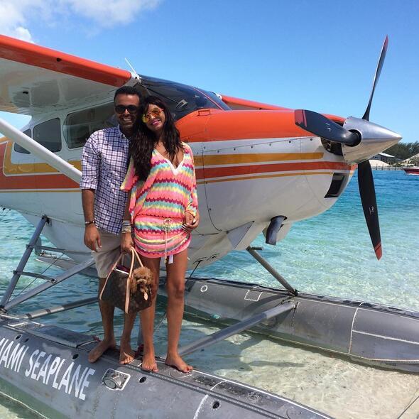 Kamuoyunun da bildii zere evlendiimden beri eim Ozan Baran ile Amerika Birleik Devletleri'nde yaamaktaym. 28 Haziran'da lkeme giri yaparak tatil iin Bodrum'a getim. Hakkmda aslsz ve gerekd sansasyonel haber yapma hevesinde olan kiileri knadm ve bu haberleri tmyle yalanladm Sayn Kamuoyunun bilgisine sunarm.