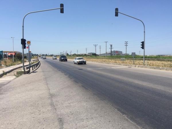 Sz konusu trafik klarnn bir an nce yeniden almas gerektiine dikkat eken Bakrky Mahallesi Muhtar Kazm nen, ac kazalar yaanmadan bunun nne geilmesini istedi.