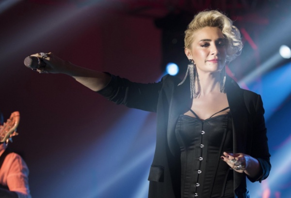 Bu aklamalar zerine Sla'nn 15 Temmuz'da konser verip vermeyecei ise merak konusu olmaya devam etti.