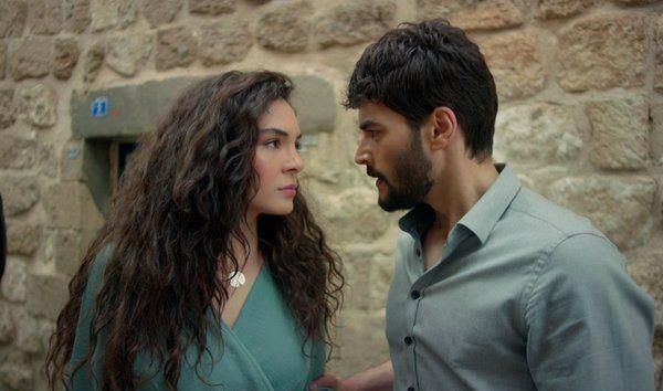 Baarl bir sezon geiren dizinin senaristi Eda Tezcan'n Gold Film ile anlamas haberinin ardndan dizinin hayranlarn korku sard. Birok takipi acaba dizinin yeni sezonu ne zaman balayacak, senarist ayrld iin yeni sezon ge mi balayacak sorusunun yantn arad.