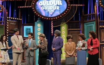 Show TV'nin en ok izlenen, en keyifli yapmlarndan biri olan Gldr Gldr'den hayranlarn zecek bir karar geldi. Cumartesi akamlarna nee katan program hakkndaki son karar Show TV resmen duyurdu.