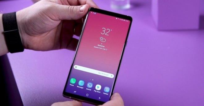 SAMSUNG    Galaxy Fold, Galaxy S10 serisi, Galaxy S9 serisi, Galaxy Note 9, Galaxy A9, A8, A7, A6+ (2018), Galaxy A80, A70, A50, A40, A30, A20, A20e, A10