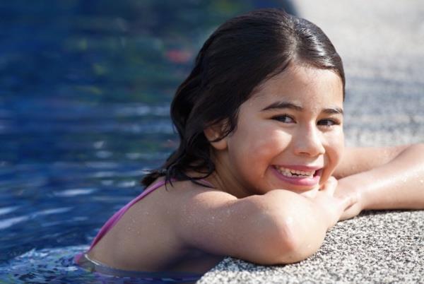 Aratrmaclar, ncelikle Bangladeli ocuklarn salkl barsaklarnda bulunan balca bakteri trlerini inceledi, ardndan da hayvanlarda hangi tr besin setlerinin bu bakteri trlerini glendirdiini test etti.