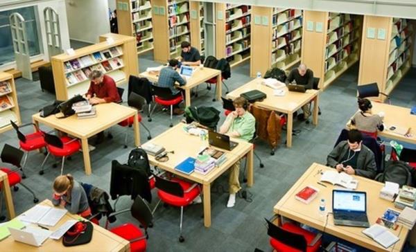 TIP N 500 BN TL GZDEN IKARILACAK    2019-2020 eitim ylnda vakf niversitelerinde tip ile di hekimlii programlarnn bir yllk ortalama creti 80 bin TL. Tip programlarnn alt yl srd ve yllk artlar dikkate alndnda yaklak 500 bin TL'nin gzden karlmas gerekiyor. Tpta en yksek cret yllk 133 bin, en dk ise 55 bin TL civarnda. cretler ou kurumda 60 ile 80 bin TL arasnda deiiyor.