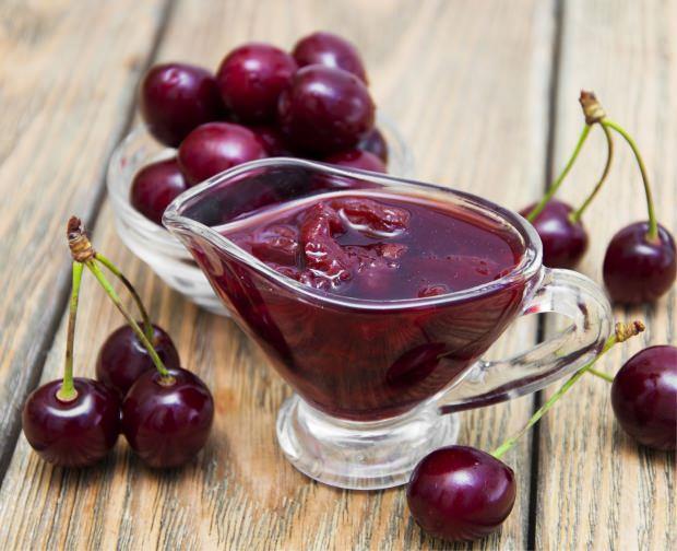 - A karna bir bardak tketilen vine suyu mide asidini dengeler, sindirimi kolaylatrr, barsak florasnn oalmasn engeller, vcut enerjisini artrr ve gn ierisinde kiinin uzun sre tok kalmasn salar. Ayn zamanda vine ieriindeki maddeler sayesinde kan yapc zellii de vardr.