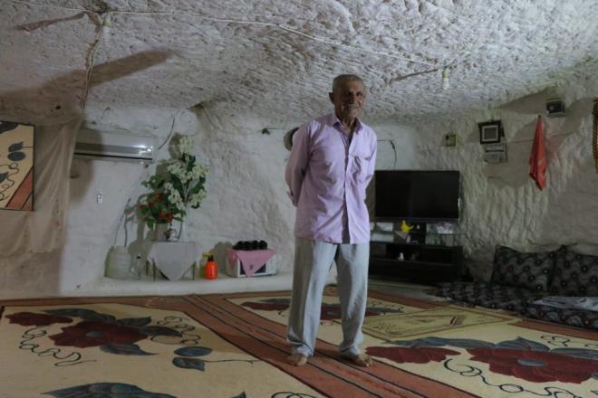 Maara evlerinde misafirlerini arladklarn anlatan Kara, gn boyu yetitirdii meyve, sebze ve hayvanlarla ilgilendiini belirtti.