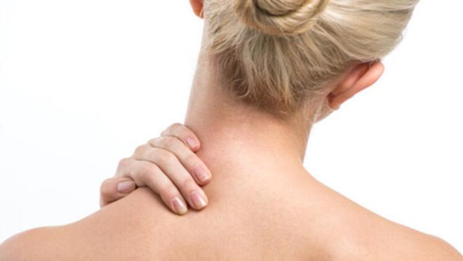 Karpuzun besin bileiminde bulunan bir amino asit olan sitrlin kas arsn hafifletebiliyor. Spordan hemen sonra 1 bardak karpuz suyu kas arsn azaltmada ve antreman sonrasnda toparlanmada yararl olabiliyor.