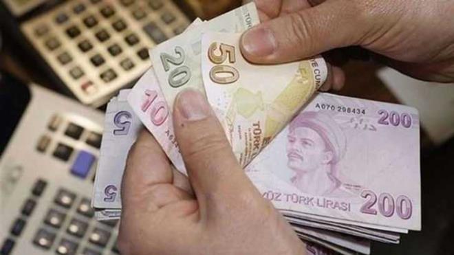 7- PARASIZ ULAIM: 65 ya ve zeri olanlar ehirii demiryolu, denizyoluyla ulam ve otobslerle toplu tamalardan cretsiz yararlanyor. Yallar, demiryollar ve denizyollarnn ehirleraras hatlarndan ise yzde 50 indirimli olarak yararlanma hakkna sahip.