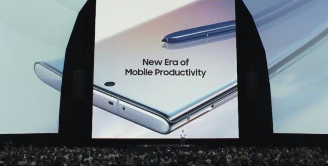 Depolama    256 GB (MicroSD yok)