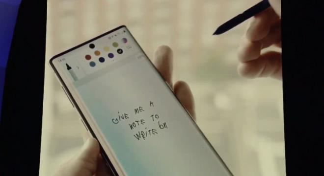 Boyut ve arlk: 162.3 x 77.2 x 7.9 mm &#8211; 198 gram