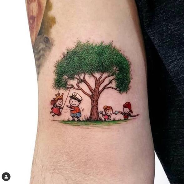 Gkbakar, fotorafn altna "Bir zeytin aac ve altnda canm ailem... Herkese, mr zeytin aac gibi bir mutluluk diliyorum..." notunu dt.