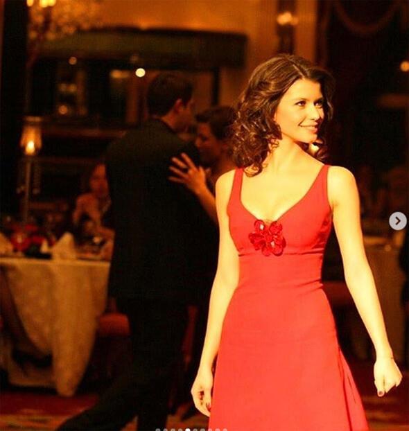 Sonra rol ald Ak- Memnu ise onun kariyerinin bir baka nemli kilometre ta oldu.