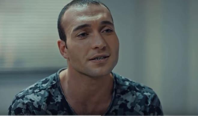 Sevindik, Ramo dizisinde de kariyer basamaklarn hzl ekilde trmanmaya alacak.    Adana&#8217;da ekimlerine yakn zaman iinde balanacak olan Ramo iin hazrlklar da tm hzyla sryor.    Ylmaz ahin&#8217;in senaryosunu yazd BKM imzal dizi yeni sezonun en merak edilen yapmlar arasnda yer almakta.