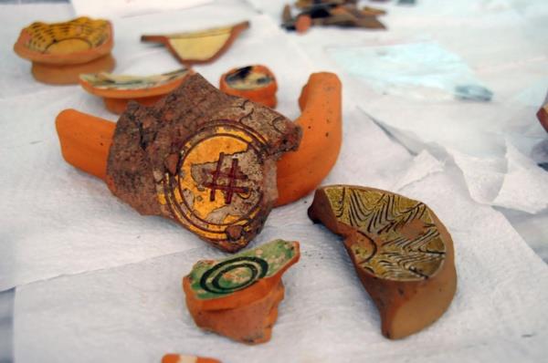 Mimar Sinan niversitesi Rektr Yardmcs Do. Dr. Seluk Sekin ve 20 kiilik ekibin yapt kazlarda ilk bulgulara rastland bildirildi.