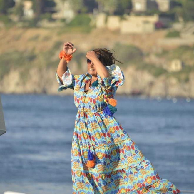 Son olarak Mykonos'ta tatil yapan nl oyuncu, tatil karelerini Instagram hesabndan paylat.