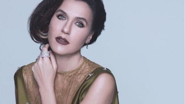 Konseri en n sradan izleyen anne Leman Sam da sahneye karak &#8220;Gnl&#8221; arksnda kzyla det yapt. nl oyuncu ve arkc getiimiz gnlerde Posta gazetesine verdii rportajda kamuoyunda bilinmiyen bir hastaln aklad.