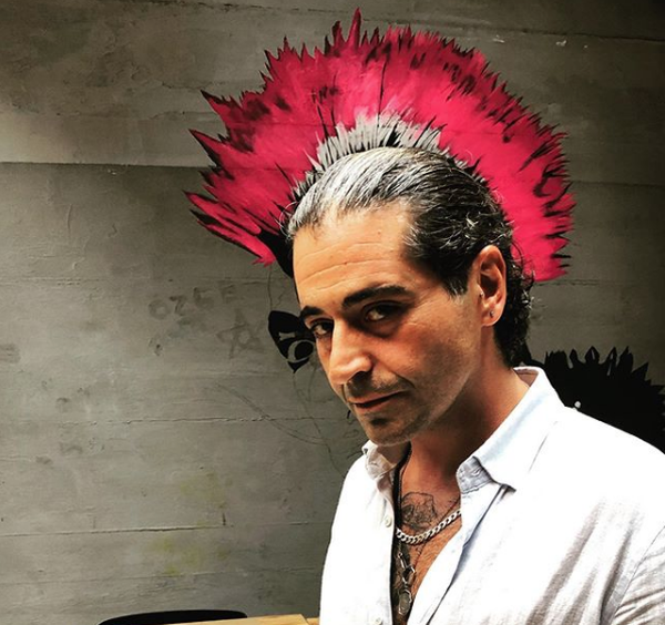 Daha nce 600 kiilik bir yemekte Nelson Mandela ve birok nemli isme yemek hazrlayan nl ann idol ise Marco Pierre White&#8217;dir.