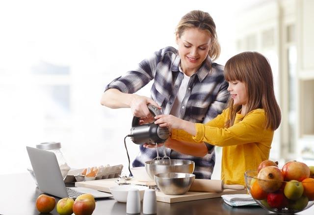 Psikologlar ocuunuz yardm ettii zaman onlar dllendirmenizi tavsiye ediyor.