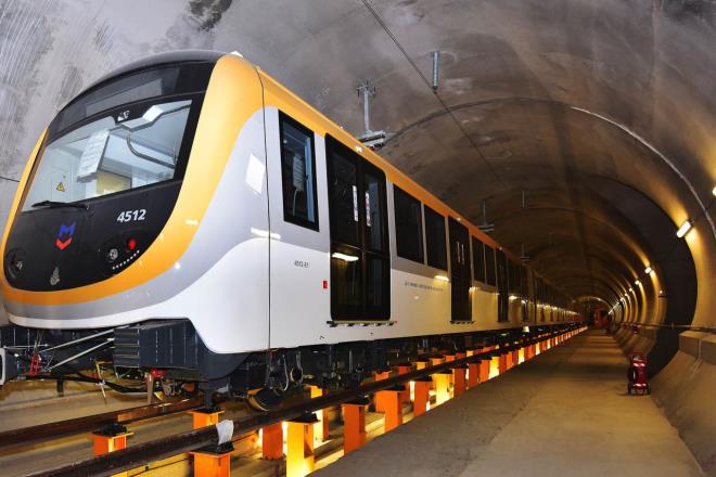 Szleme kapsamnda Trkiye'nin nde gelen kurum ve kurulularyla almalara baland. Metro stanbul AS&#807;, TU&#776;BI&#775;TAK BI&#775;LGEM ve ASELSAN g birlii yaparak Trkiye'de ilk defa srcsz metro sinyalizasyon sistemini gelitirme ve sertifikasyonunu alma hedefiyle yola kt.