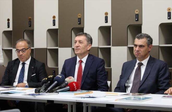 Yeni tasarlanan retmenler odasnda neler var?