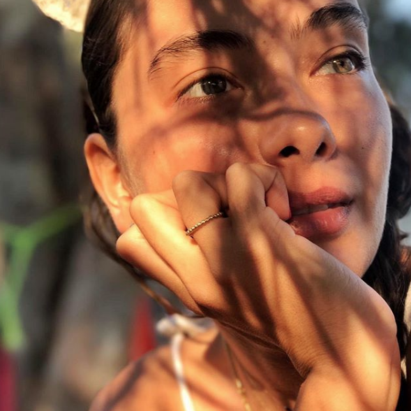 ekimler Ege'de: Yapmna NGM ve O3 Medya&#8217;nn birlikte imza att Star TV'nin yeni sezondaki iddial projesi Sefirin Kz'nn ekimleri Ege'de gerekletirilecek. dizinin ynetmen koltuunda Emre Kabakuak otururken, senaryosunu Aye Ferda Erylmaz ve Sedef Nehir Erdem kaleme alacak.