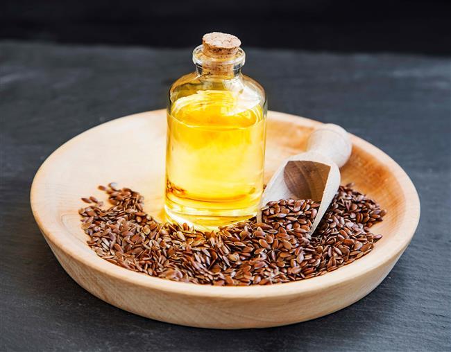 KABIZLIA ZM YARATIYOR!<br>    Kabzlk, sindirim sistemi yoluyla atlan atn normal hareketinde yaanan yavalktr. Genelde ikinlik, gaz, bel ars veya yorgunluk gibi eitli semptomlar da buna elik eder. Keten tohumu ya, kolona yalayc olarak etki ederek kolay ve doal bir yolla kabzla zm retiyor. Hazmszl nleyerek barsaklara fayda salyor.