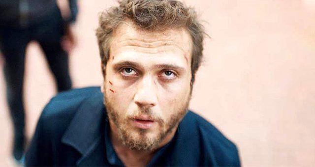 Kooval kadnlarn hayat karlnda Yama ya da dris'in cann isteyen Ycel'in baba-olu kar karya getirdii anlar ekran bandakileri soluksuz brakmt. Yaynlanan nc sezon ilk tantmnda Cumali'nin "dris Kooval lm, siz niye yayorsunuz?" szleri ise izleyenleri oke etti.