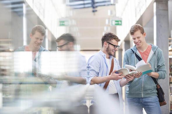 Acbadem niversitesi  <br>  Sras: 1001+    ehir: stanbul    renci says: 2,342    Yabanc renci yzdesi: 2