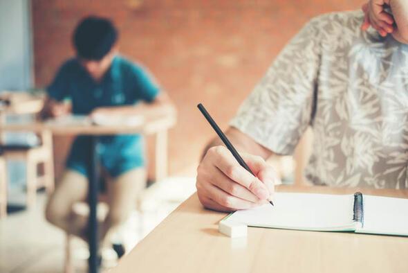 2020 listesinde 92 lkeden 1.400 niversite yer ald.Yeni listeyle ilgili yaymladklar aklamada THE, Oxford niversitesi'nin birinciliine ramen ngiltere'deki dier niversitelerin sralamalarda geriye dtn aktard. Buna gre ilk 200'de yer alan ngiltere'den 28 niversitenin 18'i geen yla gre sralamada aaya kayd.