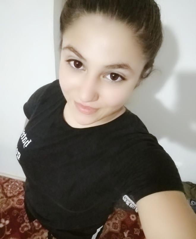 Antalya Emniyet Mdrl ekipleri ise Derya'nn bulunmas iin alma balatt.