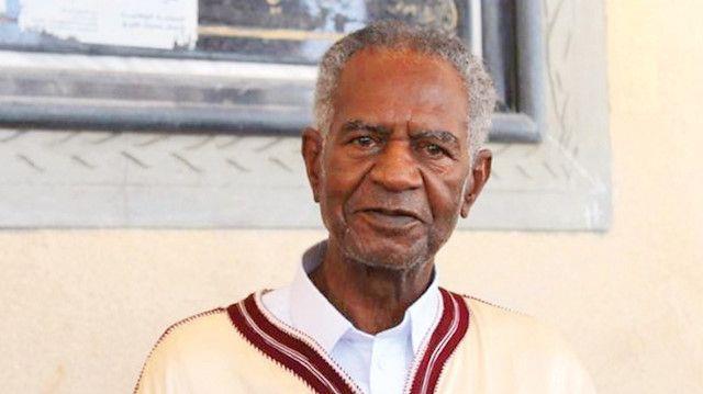 Muhammed Ali role talip olmutu<br>    Tarihe geen ar filmi senaryosu, ynetmenlii ve oyunculuklar byk beeni toplamt. Film hazrl srasnda Akkad, efsanevi boksr Muhammed Ali?nin Bill-i Habe rolnde oynamak istediini aklamt. Akkad, bu talebi filmin mesajnn nne geeceini dncesiyle reddetmiti.