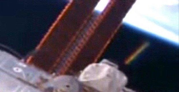 ABD?NN UFO BELGELER YAYINLANDI    ABD?nin 38 gizli projesinin zerindeki gizem getiimiz dnemde kalkm, ABD Defense Intelligence Agency?ye ait (Savunma stihbarat Servisi) belgeler yaynlanmt.