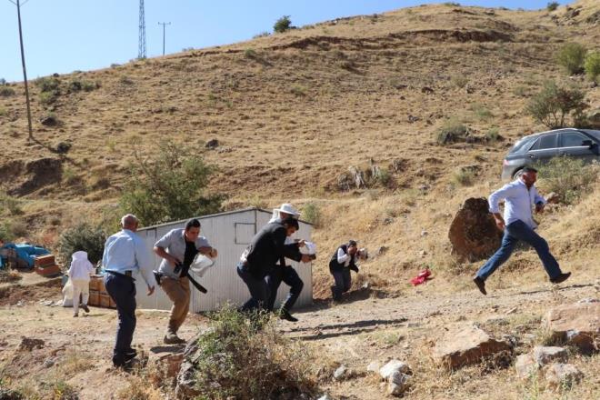 Olduka verimli bir sezon geiren arclar, 'kr duas' yapmak istedi.      kr duasna Kaymakam Muhammet ztabak, le Mfts Mustafa Kaya, le Emniyet Mdr Ahmet Hakan Yldz, le Jandarma Komutan Vekili Baavu Abdullah Baer, Van Tarm Mdr brahim Grenta, Arclar Dernei Bakan Halil Tandoan ve baz arclar katld.