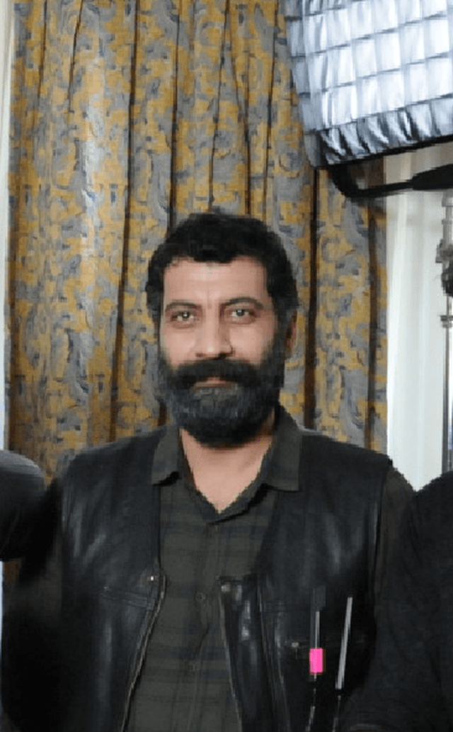 Ad; ?ki Gzm?. Ynetmenliini Gani Rzgar avata ile Hakan Grtop?un stlendii filmde merhum sanaty, arkc zgr Tzer canlandracak.