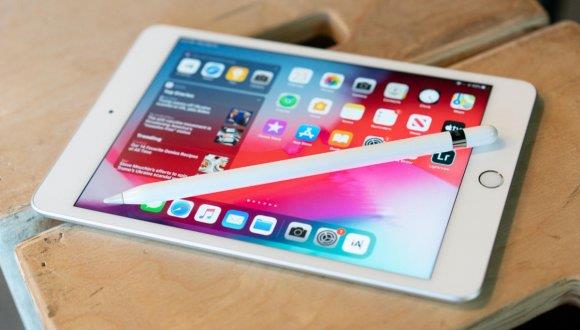 iPadOS zellikleri    WWDC 2019?daki en byk srprizlerden biri iPad modellerinin artk kendi iletim sistemlerine sahip olaca olmutu. Bu iletim sistemi ile birlikte bilgisayar formuna bir adm daha yaklaan tabletler iin ilk gncelleme 24 Eyll akam yaynland. Peki, iPadOS zellikleri neler? Bu gncellemeden sonra iPad?ler hangi zelliklere kavuacak?