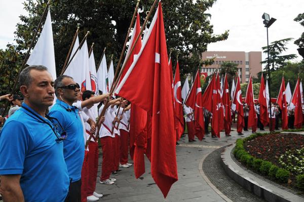 19 May�s Atat�rk'� Anma Gen�lik ve Spor Bayram�'n�n 94. y�l d�n�m� t�m yurtta t�renlerle kutlan�yor.