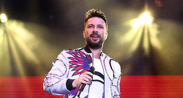 Tarkan<br>    CGE?ye gre Trkiye?nin en gvenilen beinci nls Tarkan, ilk be arasnda Haluk Levent?in ardndan, sosyal medyada hakknda en ok konuulan ikinci isim. Bu konumalarn yzde 60? sanatnn kiiliine dairken, Tarkan?n profesyonel hayatyla da sosyal medyann gndeminde olduu grlyor.