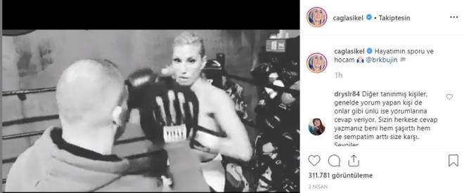 Dzenli olarak spor yapan kel, bir dv kulbnde alarak form tutuyor. Programlarndan frsat bulduka soluu dv kulbnde alan manken, zel eitmenle alyor.