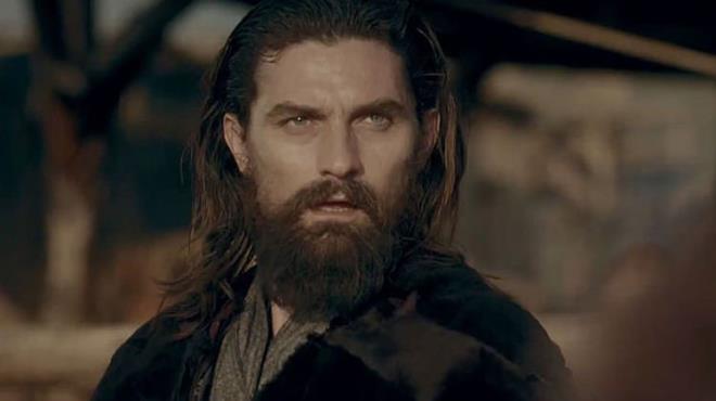 BAMS DRL'TE YER ALACAK MI?    Dirili Erturul'da oyunculuu ile gz dolduran bir ismin, Dirili Osman'da da yer alaca renildi. Nurettin Snmez, Dirili Erturul'da canlandrd Bams Beyrek karakterine Dirili Osman'da da hayat verecek.