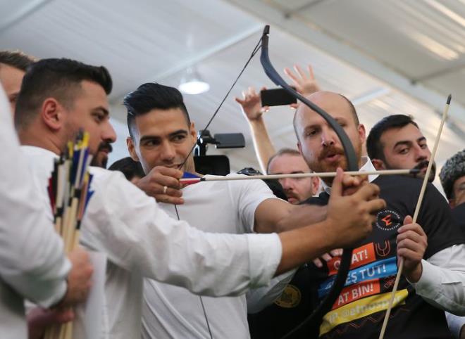 Bilal Erdoan Falcao'ya taktik verse de Falcao hedefi vuramad.