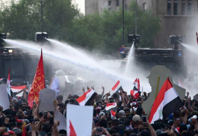 Dilerimiz Irak'a seyahat uyars yapt  <br>  Dileri Bakanl, Irak'ta 1 Ekim'den bu yana devam eden gsteriler nedeniyle, "Vatandalarmzn zorunlu olmad takdirde bu aamada olaylarn yaand blgelere seyahat etmekten kanmalar tavsiye edilmektedir" uyarsnda bulundu.