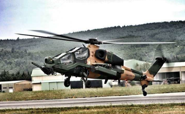 - ATAK, ayn anda 8 adet gdml anti-tank fzesi UMTAS, 12 adet gdml CRT, 2 adet STINGER, 76 adete kadar 70 mm gdmsz roket ve 500 adet top mermisiyle grev yapabiliyor.  - ATAK helikopterinde gece-gndz termal gr ve hedefleme sistemi ile avc kaska montajlanm niangah sistemi bulunuyor.  - Hedefleri lazer sistemiyle koordinatlayan ATAK, plak gzle grmeden de hedefi yok edebiliyor.  - Helikopterde milli kriptolama yeteneine sahip haberleme sistemleri, saysal video kayt sistemi ve saysal harita uygulamalar da bulunuyor.