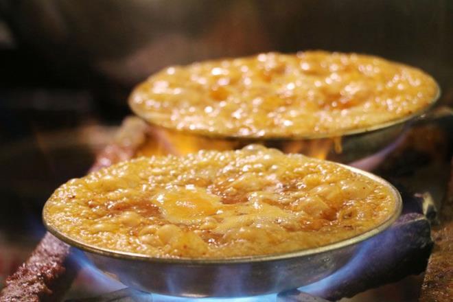 Birlemi Milletler Eitim, Bilim ve Kltr rgt'nce (UNESCO) gastronomi dalnda yaratc ehirler ana dahil edilen Gaziantep'in tescilli lezzetleri arasnda yer alan 'beyran', kn souk algnl yaayanlar iin de yardmc niteliinde. Hazrlan saatler sren beyran zellikle sabah erken saatlerinde tketiliyor.