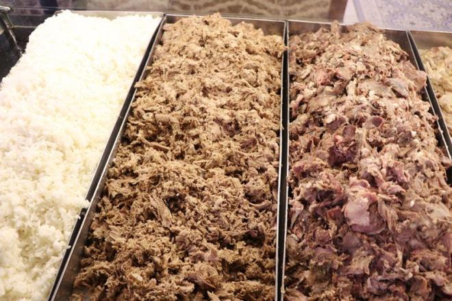 zellikle k dneminde tketiliyor: Sabahn erken saatlerinde beyan yemeye gelenler ise beyrann tadn ok beendiklerini ve zellikle k dneminde youn olarak tkettiklerini syledi.