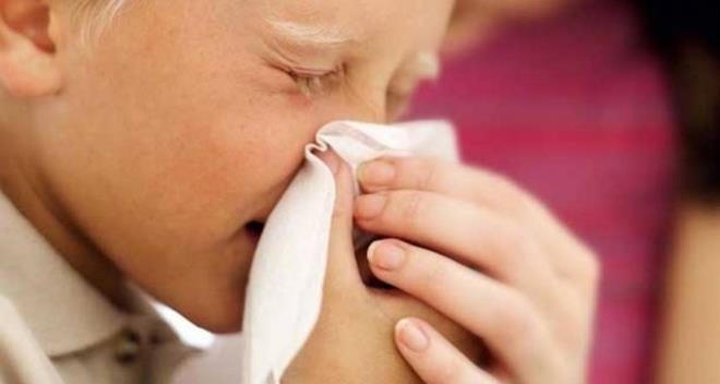 K aylarnda ska rastlanan Sinzit belirtileri nelerdir? Sinzit tedavisi nasl yaplr? gibi aradnz detaylara ite buradan ulaabilirsiniz...    zellikle k aylarnda ska rastlanan sinzitin sebepleri, belirtileri ve tedavi ynlemleri ile ilgili bilgi veren Op. Dr. Alpay, sinzitin yz kemiklerinin ierisindeki boluklarn iltihapl doku ile dolmasndan ortaya kan bir hastalk olduuna deindi.