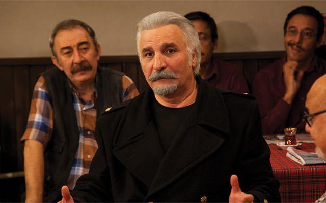 Karikatrist, oyuncu ve film yapmcs Hasan Kaan hesabndan, "Allah'm, askerimizin ayana ta dedirme. Dmanlar kahreyle" duasn paylat.