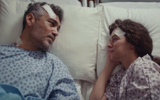 FOX'un en ok izlenen dizilerinden biri olan Kadn, 3. sezona bomba gibi balad. Reyting listelerinde sal gnnn galibi dizi hakknda yle bir iddia ortaya atld ki seyirciler kazan kaldrd. Medya kulislerinde dolanan iddiaya gre Kadn bu sezon final yapyor.