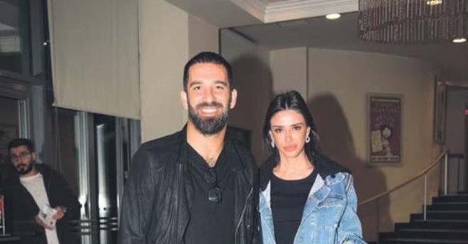 Ei Aslhan Doan Turan?la Maslak?ta objektife yansyan futbolcu, yeni aracyla ov yapt.